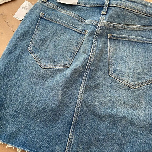 Old navy new with tag denim skirt - Picture 3 of 3